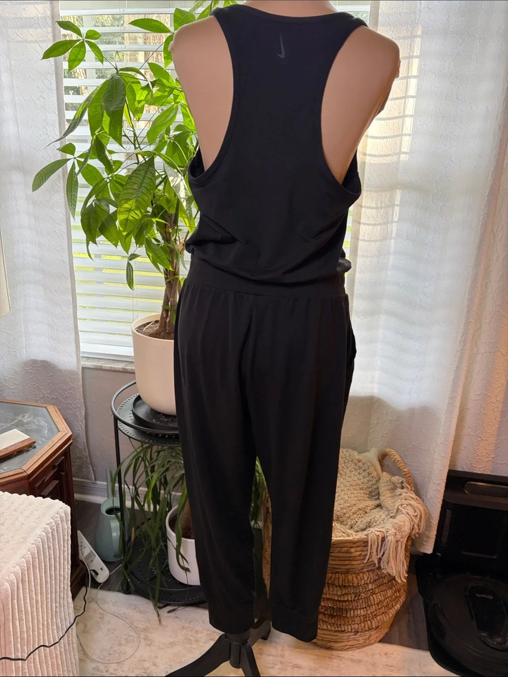 Nike Dri Fit Jumpsuit sleeveless black size medium pockets